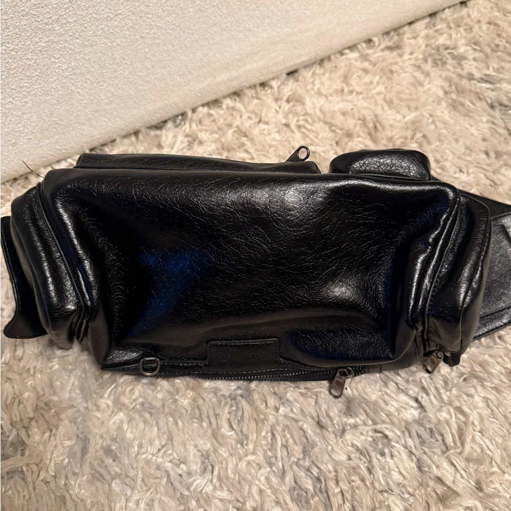Black Leather Utility Bag - Picture 13 of 15
